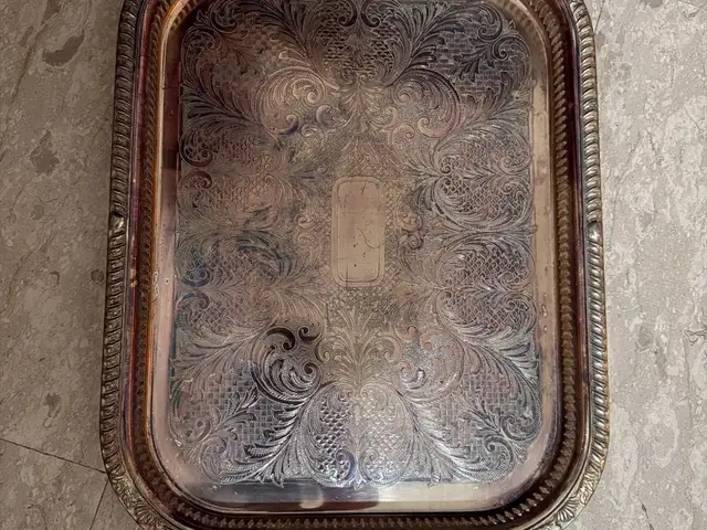 Cavalier tableware silver-plated serving tray, Επαρχία Λεμεσού — Λεμεσός - Μέσα Γειτονιά