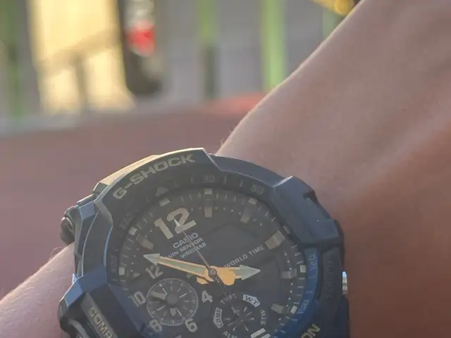 Casio g shock ga-200rg black gold watch, Limassol — Moni