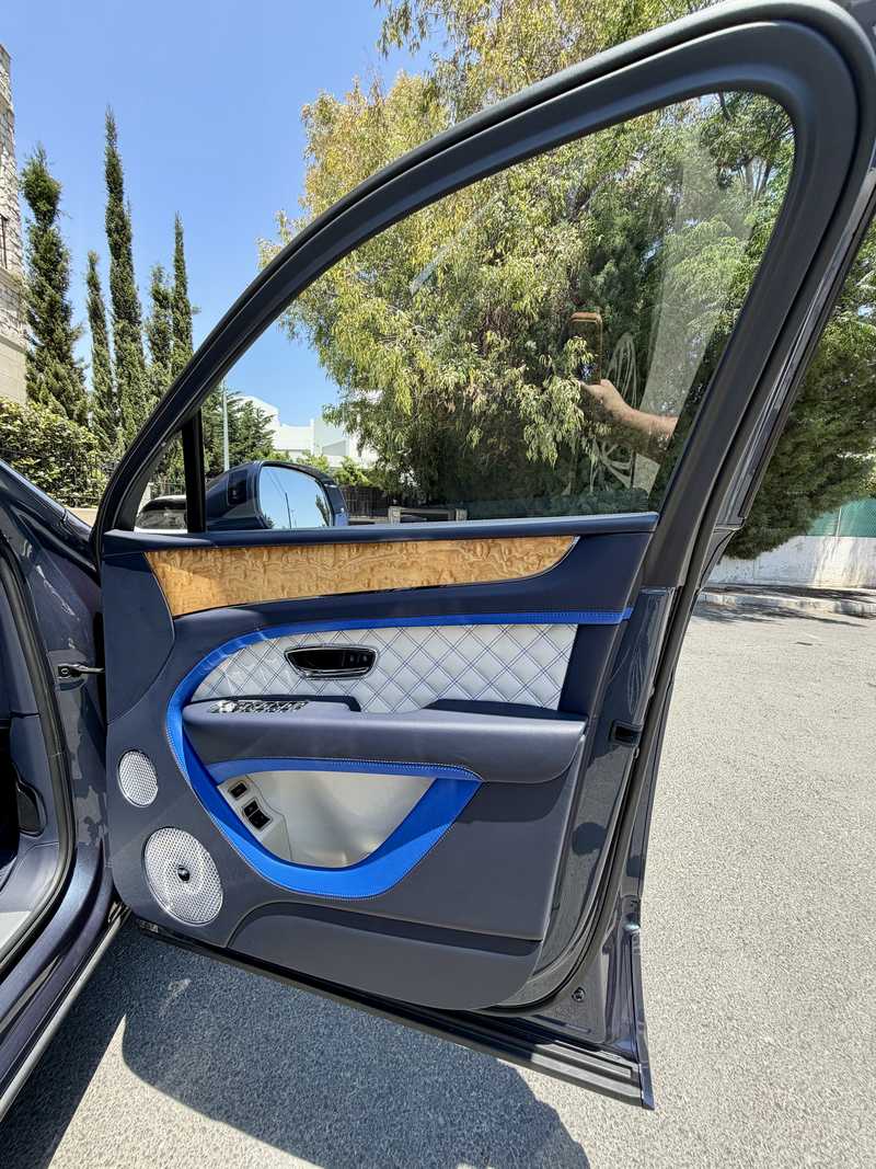 2022 Bentley Bentayga 4,0L 2022 Cyprus
