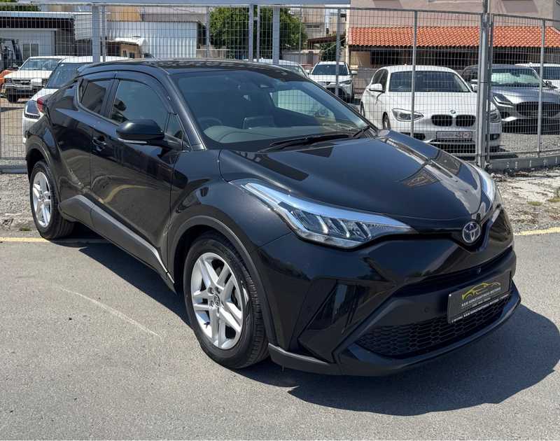 Toyota C-HR 1,8L 2023