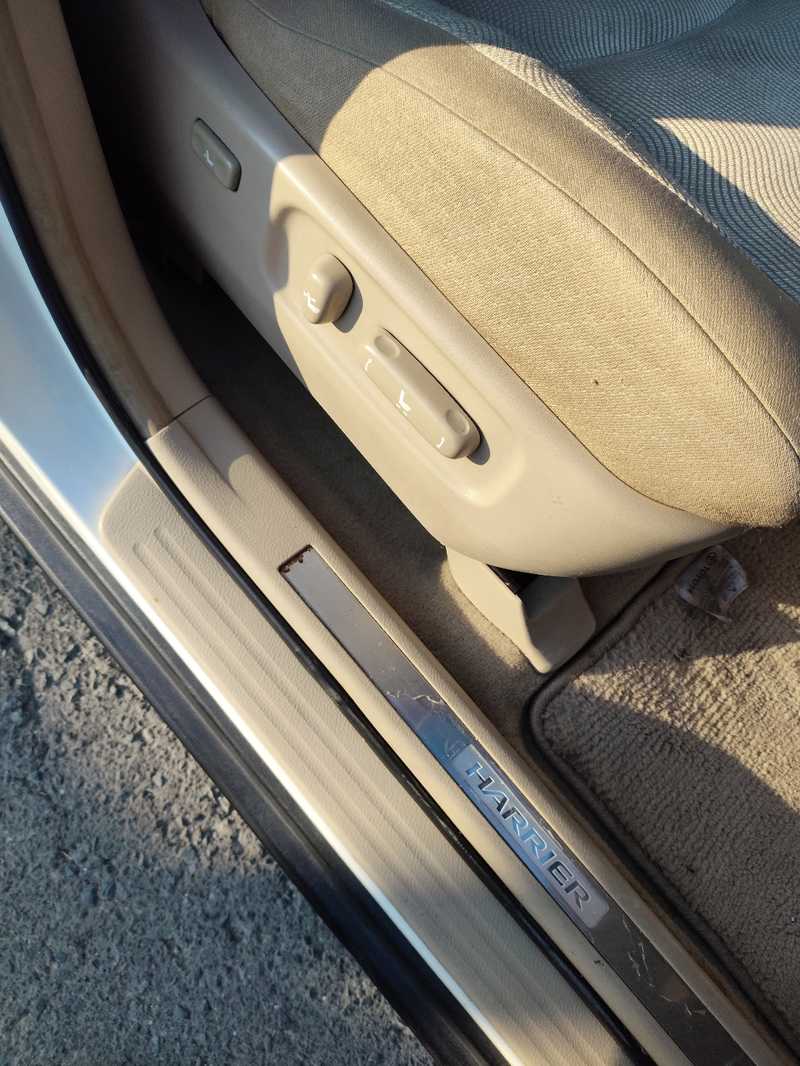 2005 Toyota Harrier 3,0L 2005 Cyprus