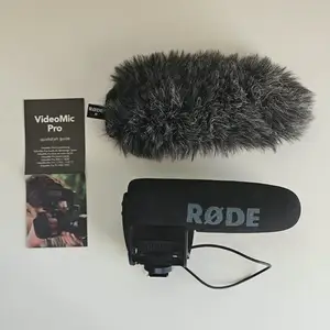 Rode videomic pro like new with box and windshield, Επαρχία Πάφου — Universal