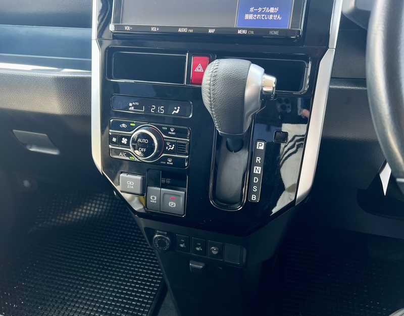 2021 Toyota Roomy 1,0L 2021 Cyprus