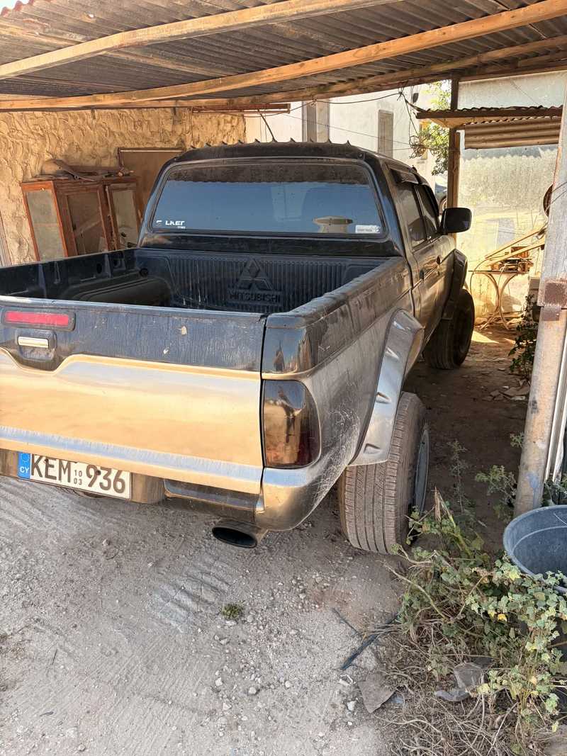 2003 Mitsubishi L200 2,5L 2003 Cyprus