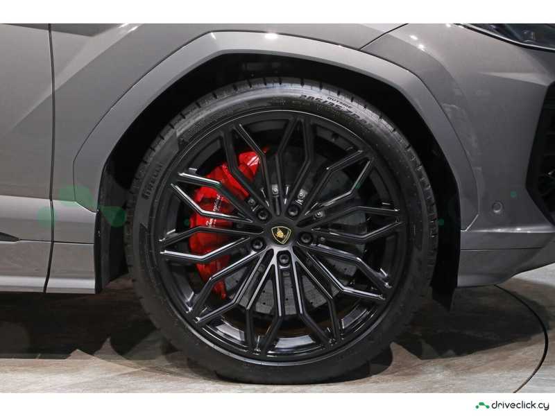 2025 Lamborghini Urus 4,0L 2025 Cyprus