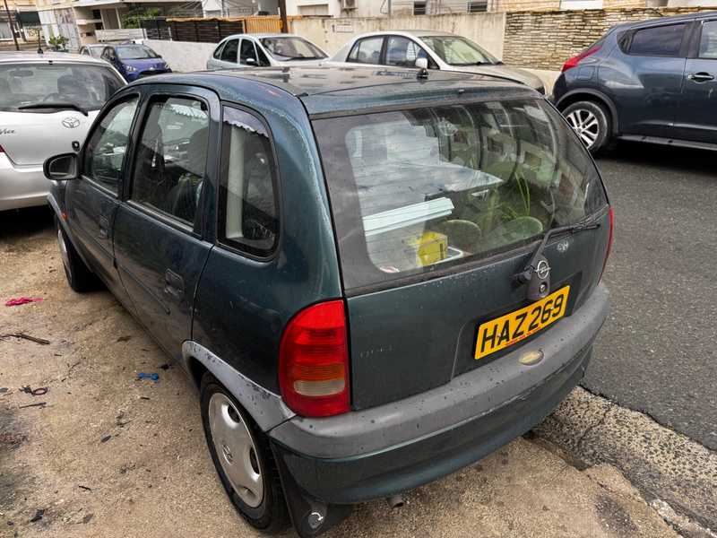 1999 Opel, Vauxhall Corsa 1,3L 1999 Cyprus