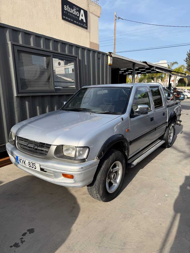 Isuzu Pick-up 3,1L 2001