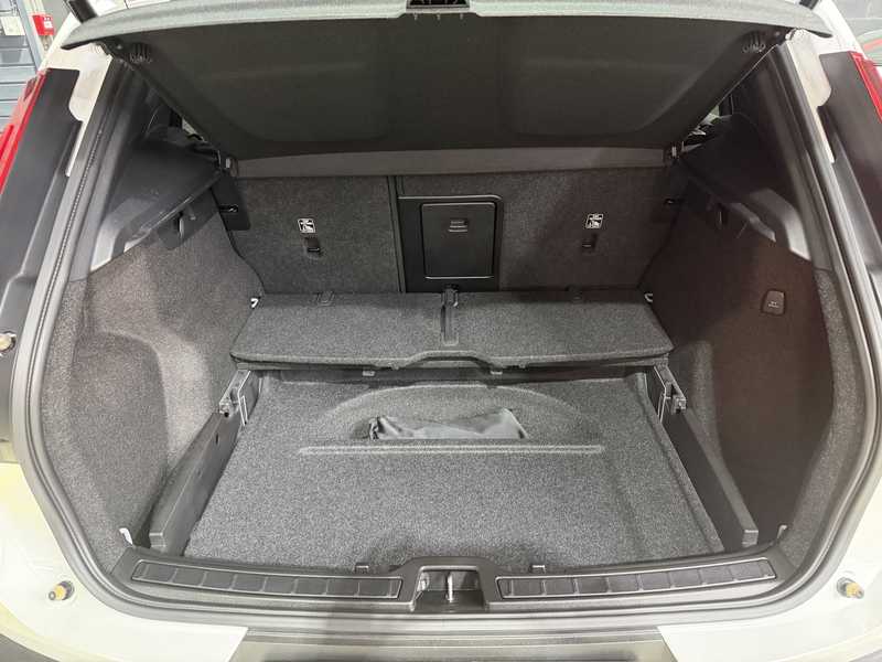 2024 Volvo XC40 2,0L 2024 Cyprus