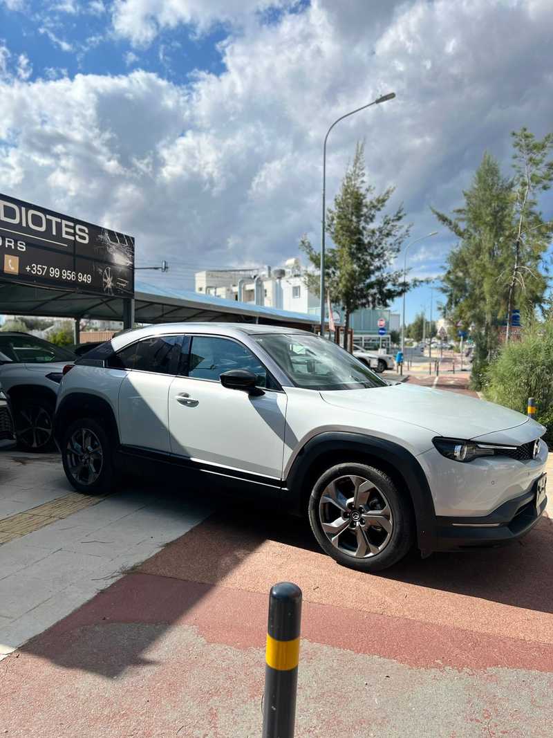 2022 Mazda ΜΧ-30 2,0L 2022 Cyprus