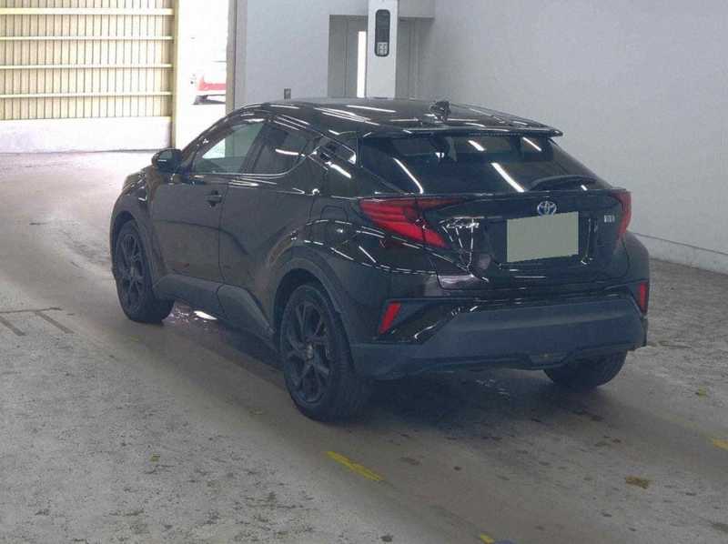 2022 Toyota C-HR 1,8L 2022 Cyprus