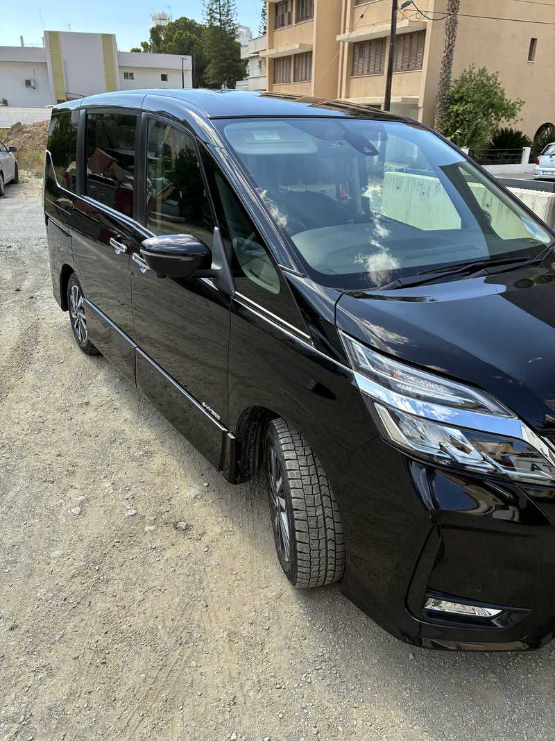 2022 Nissan Serena 2,0L 2022 Cyprus