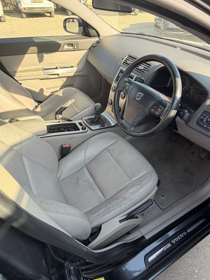 2005 Volvo S40 1,6L 2005 Cyprus