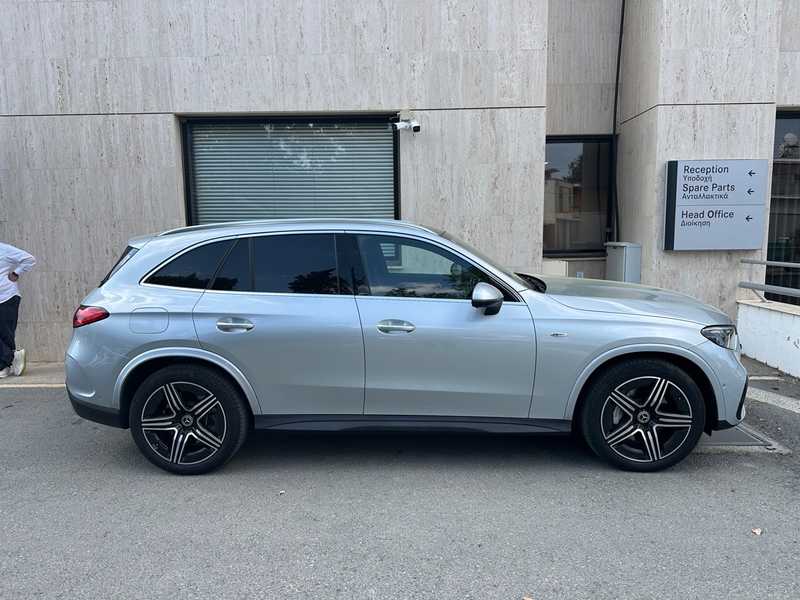 2025 Mercedes-Benz GLC-Class 2,0L 2025 Cyprus