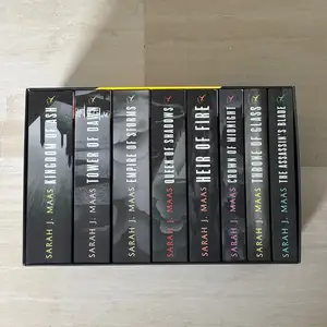 Throne of glass complete set collection books, Nicosia — Palouriotissa