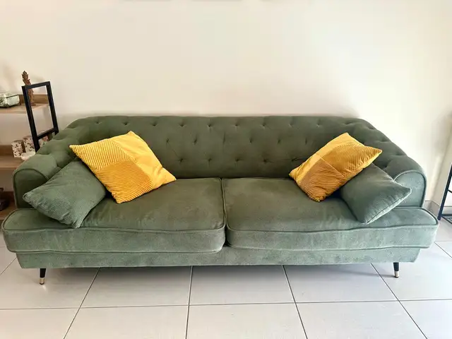 Cozy green sofa, Limassol — Limassol - Agios Nektarios