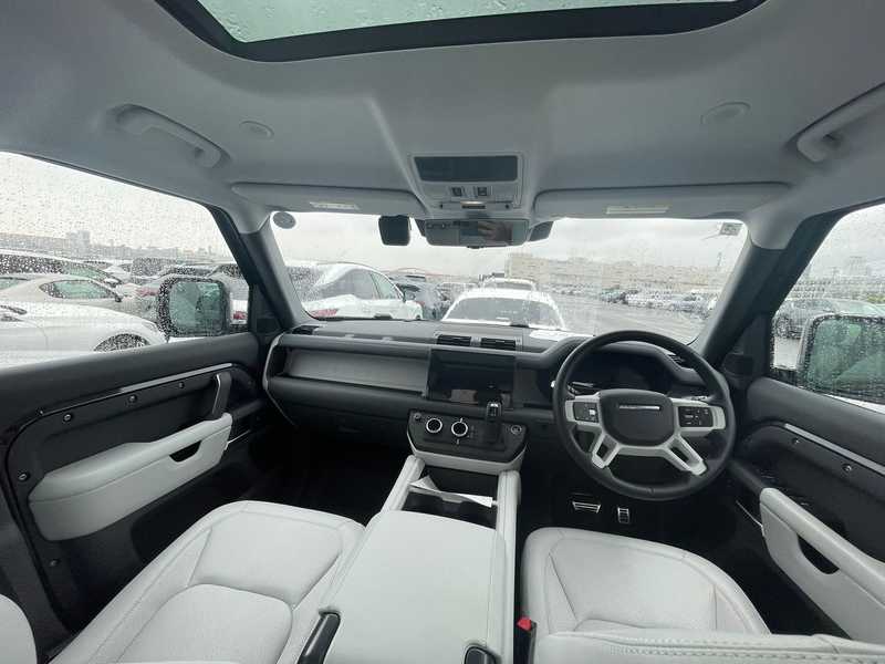 2025 Land Rover Defender 3,0L 2025 Cyprus