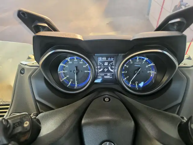 Yamaha tmax techmax, Limassol — Ypsonas - 2