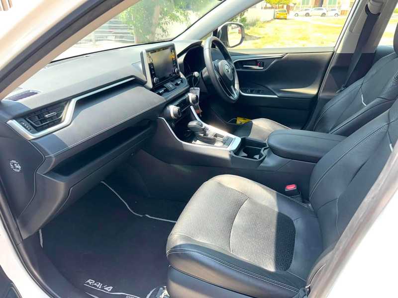 2021 Toyota RAV4 2,5L 2021 Cyprus