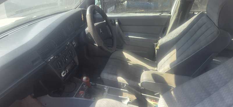 1990 Mercedes-Benz 190 2,0L 1990 Cyprus