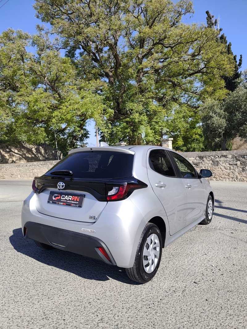 2022 Toyota Yaris 1,5L 2022 Cyprus