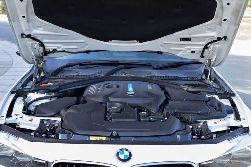 2016 BMW 3-Series 2,0L 2016 Cyprus