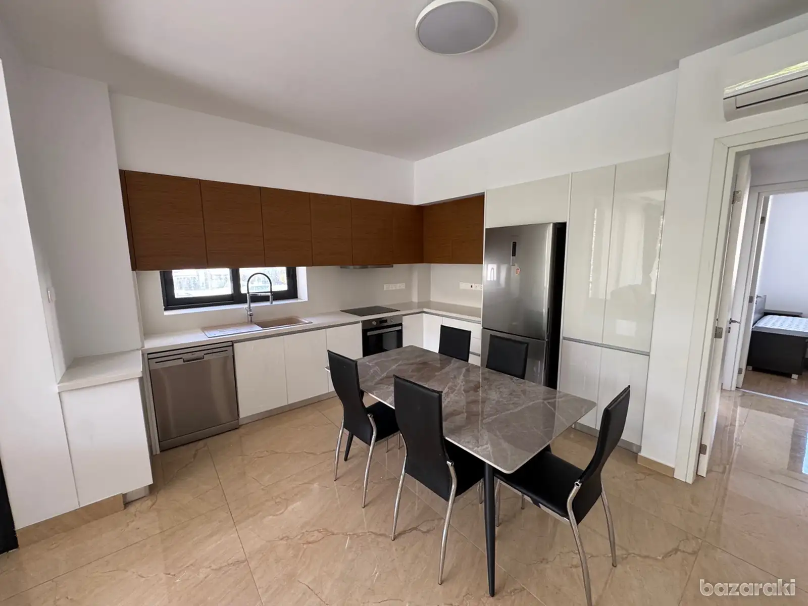 Apartment, 2 bedrooms — 3