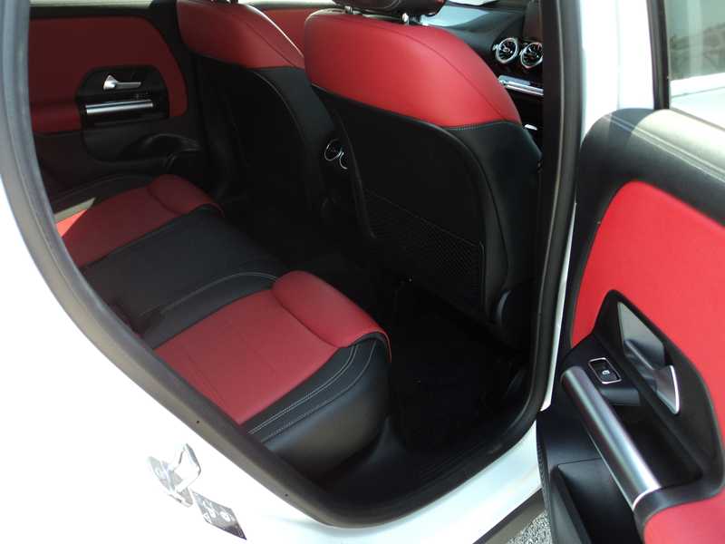 2024 Mercedes-Benz GLA-Class 2,0L 2024 Cyprus