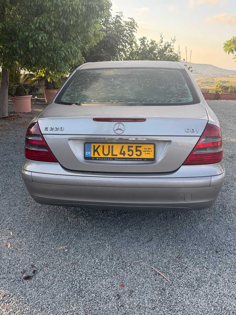 2003 Mercedes-Benz E-Class 2,2L 2003 Cyprus