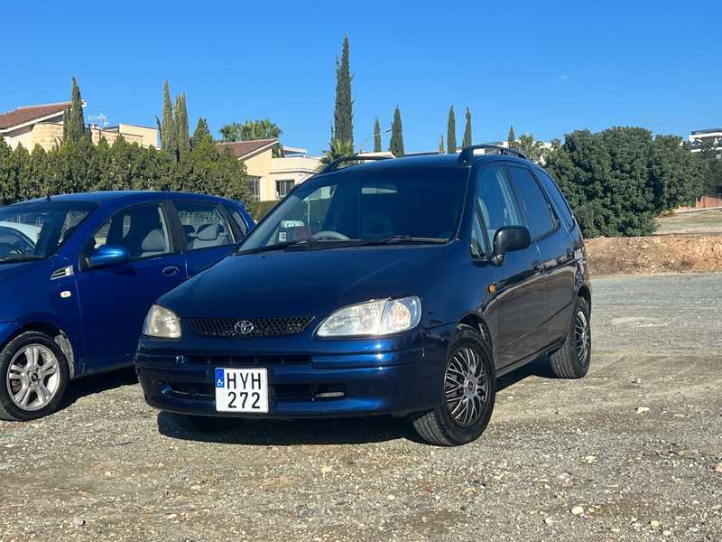 Toyota Spacio 1,6L 1998