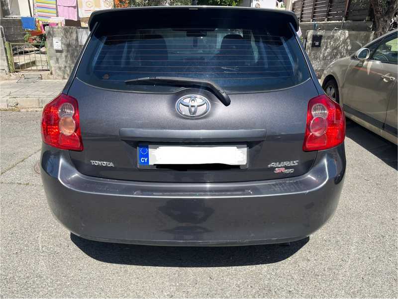 2009 Toyota Auris 2,2L 2009 Cyprus