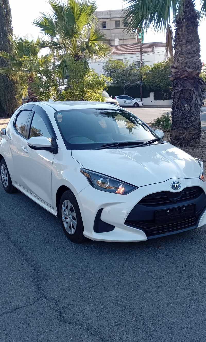 2022 Toyota Yaris 1,5L 2022 Cyprus