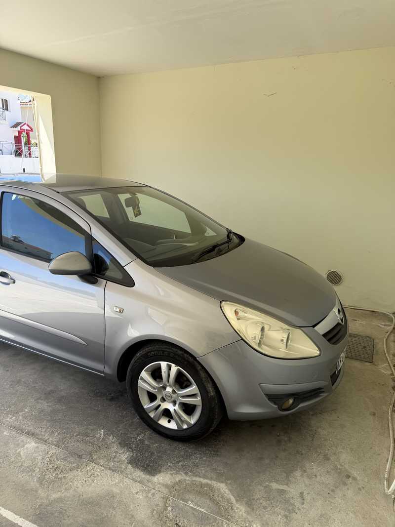 2007 Opel, Vauxhall Corsa 1,4L 2007 Cyprus
