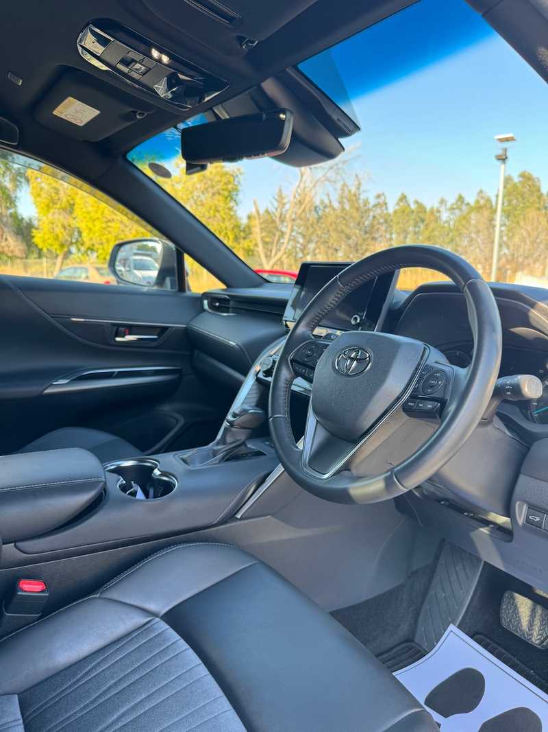 2023 Toyota Harrier 2,5L 2023 Cyprus