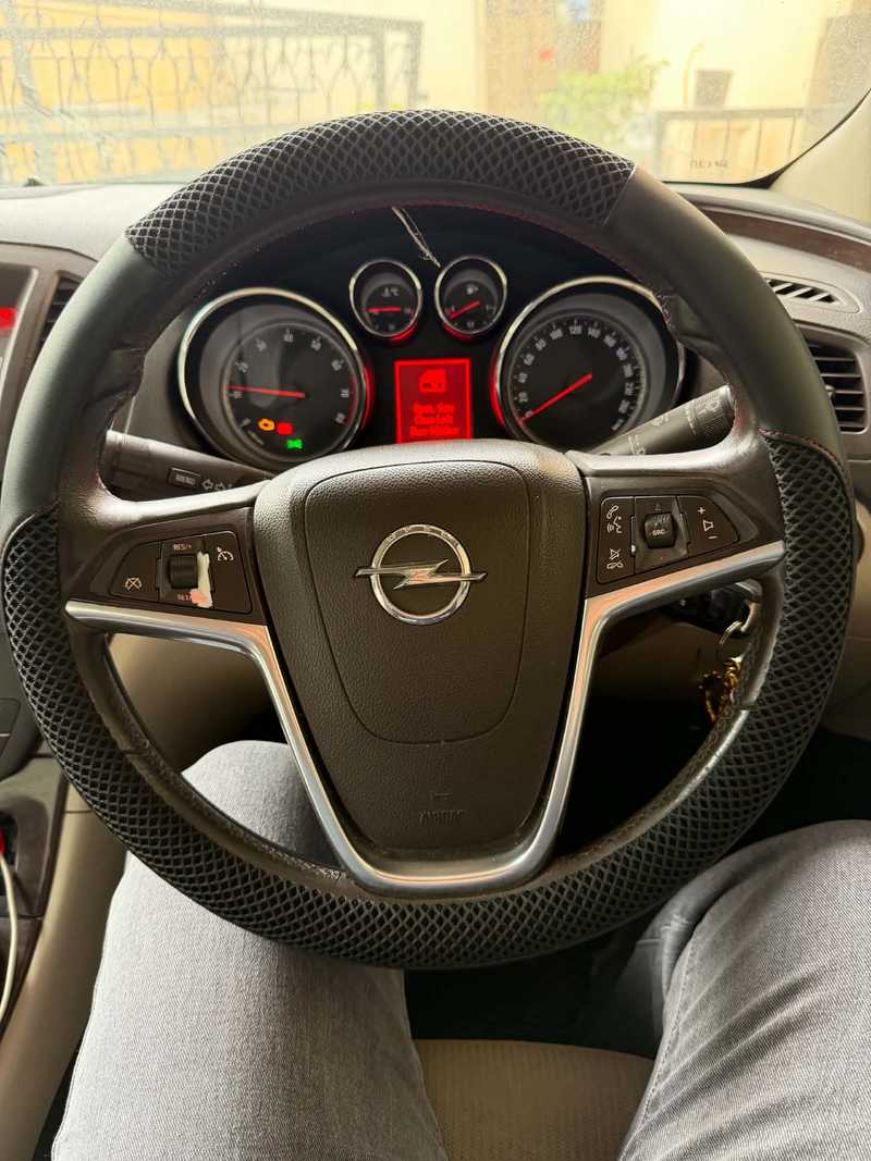 2009 Opel, Vauxhall Insignia 1,6L 2009 Cyprus