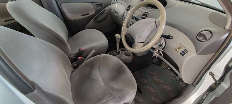 2000 Toyota Platz 1,5L 2000 Cyprus