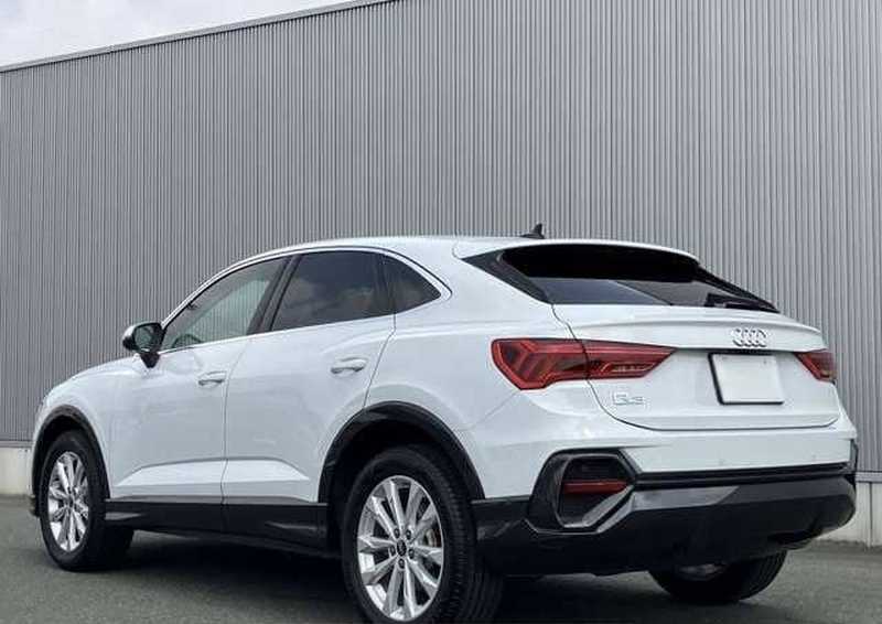 2022 Audi Q3 1,5L 2022 Cyprus