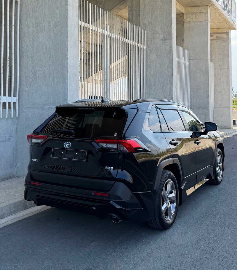 2021 Toyota RAV4 2,5L 2021 Cyprus