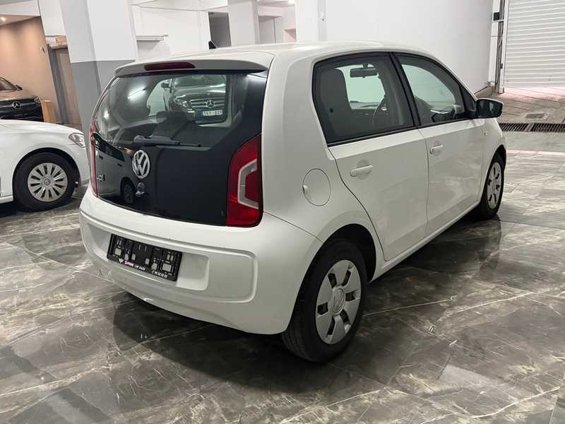 2015 Volkswagen UP 1,0L 2015 Cyprus