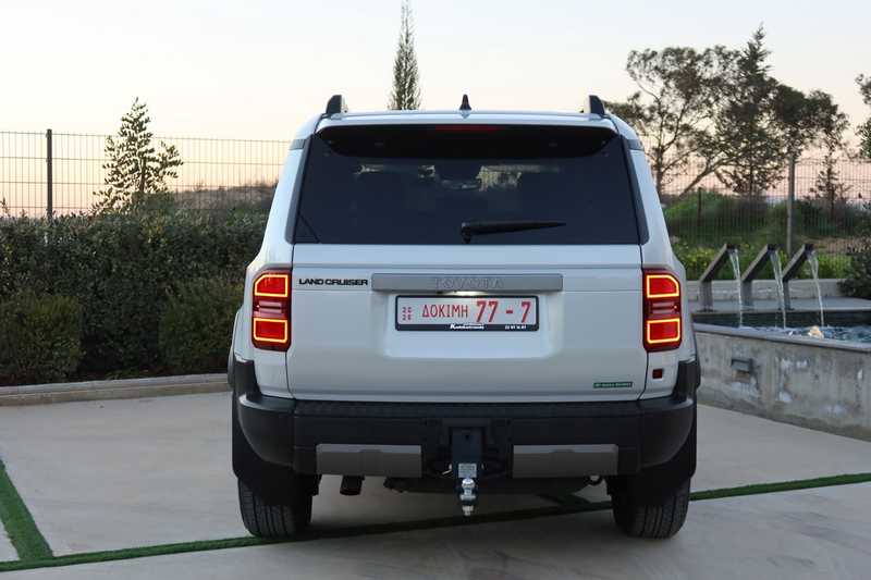 2025 Toyota Land Cruiser 250 2,8L 2025 Cyprus