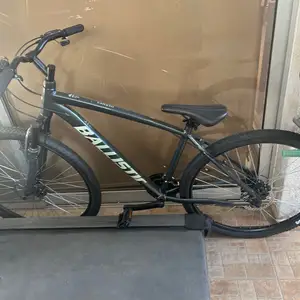 A mountain bike not used all black ballistic. just one tire needs inflation 2025, Limassol — Limassol - Zakaki