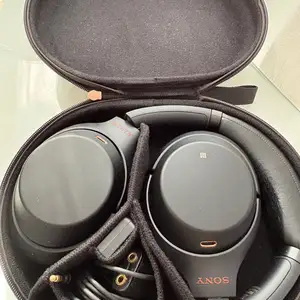 Sony wh-1000xm3 wireless noise-canceling headphones, Limassol — Limassol - Mesa Geitonia