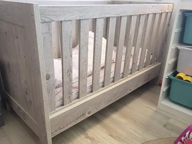Baby Cot / Toddler Bed 2-in-1 Convertible, Limassol — Limassol - Agia Fyla