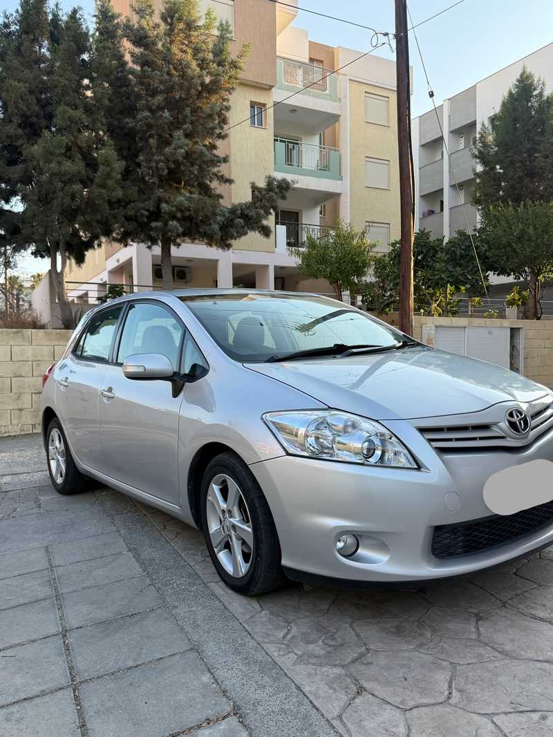 2011 Toyota Auris 1,6L 2011 Cyprus
