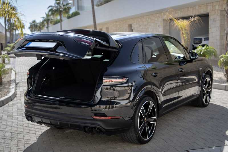 2020 Porsche Cayenne 3,0L 2020 Cyprus