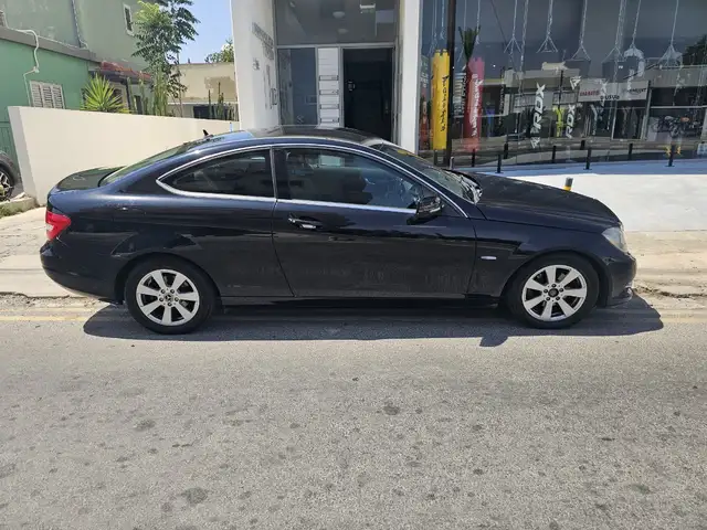 Mercedes-Benz C-Class 1,8L 2011, Επαρχία Λευκωσίας — Λευκωσία - Παλουριώτισσα - 2