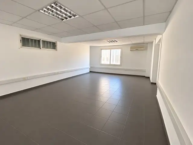 Commercial space / shop, Επαρχία Λεμεσού — Λεμεσός - Ομόνοια - 4