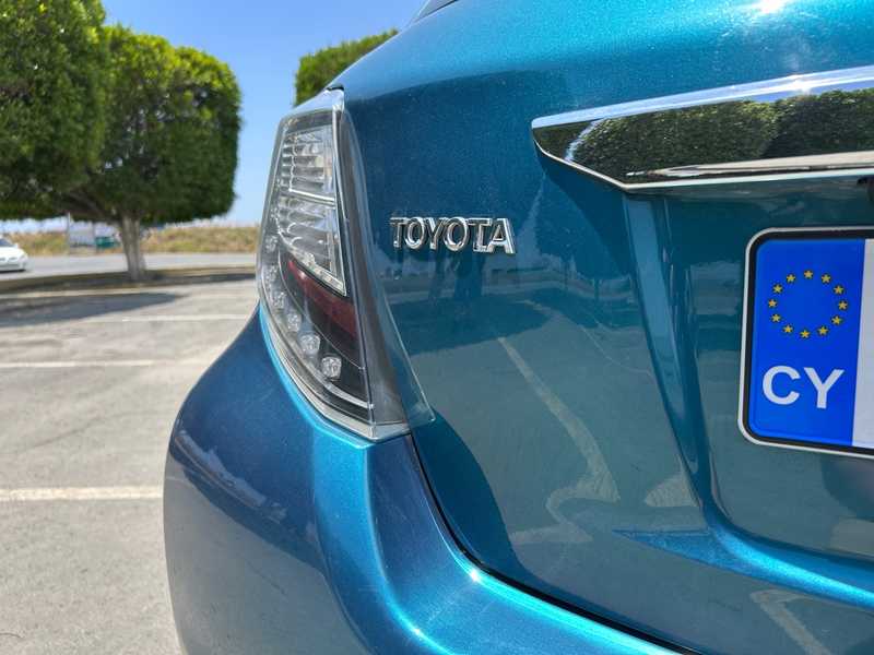 2014 Toyota Yaris 1,5L 2014 Cyprus