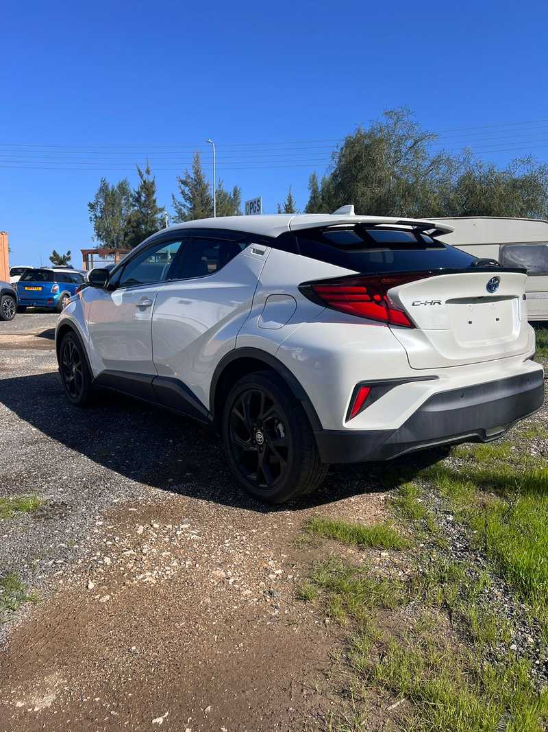 2021 Toyota C-HR 1,8L 2021 Cyprus