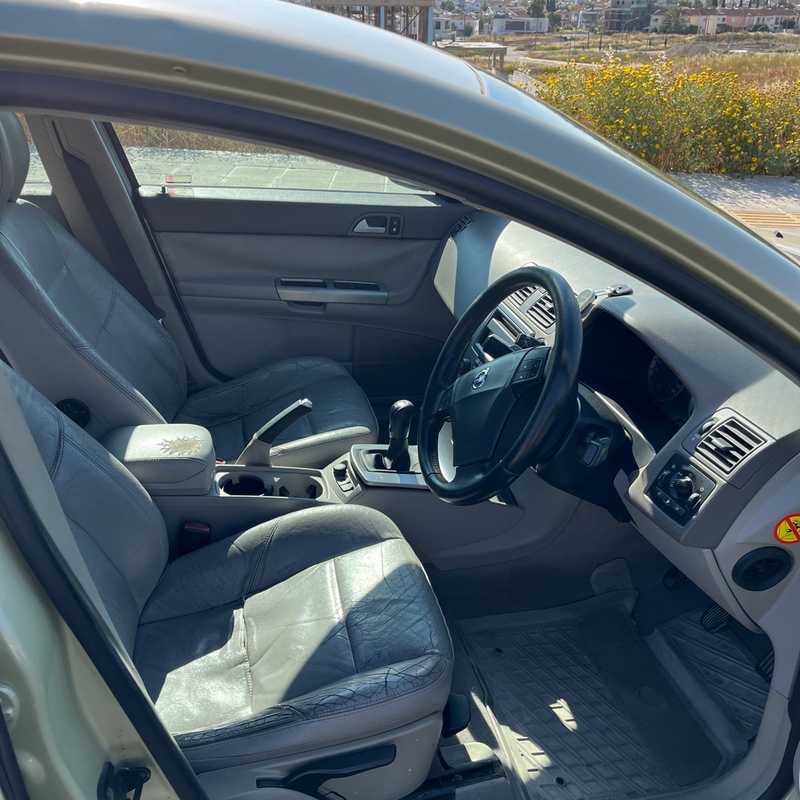 2005 Volvo S40 1,6L 2005 Cyprus