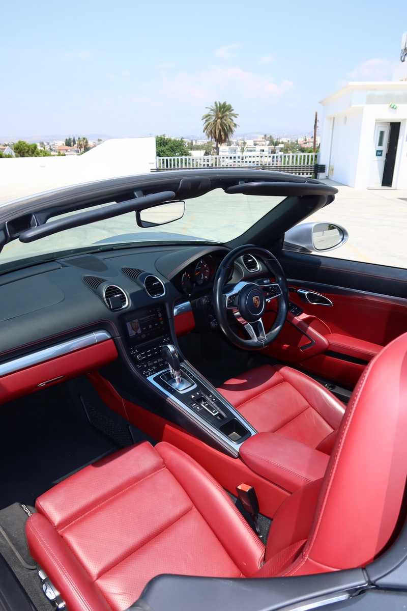 2016 Porsche 718 2,0L 2016 Cyprus